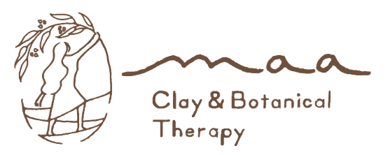 maa Clay & Botanical Therapy｜鶴岡市でリラクゼーションサロンをお探しの方へ。maaは、クレイ・アロマ・よもぎ蒸し・リンパドレナージュなど、自然由来のケアを通して、日々の疲れや不調に寄り添う完全個室リラクゼーションサロンです。